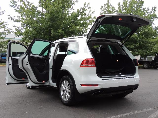 2013 Volkswagen Touareg VR6 Lux / AWD / Sport Utility / Excel Cond - Photo 27 - Portland, OR 97217