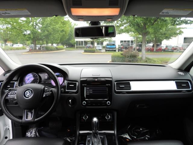 2013 Volkswagen Touareg VR6 Lux / AWD / Sport Utility / Excel Cond - Photo 36 - Portland, OR 97217