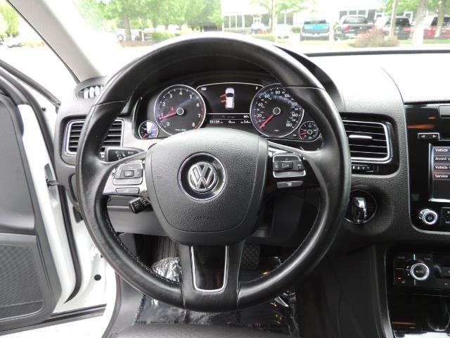 2013 Volkswagen Touareg VR6 Lux / AWD / Sport Utility / Excel Cond - Photo 19 - Portland, OR 97217