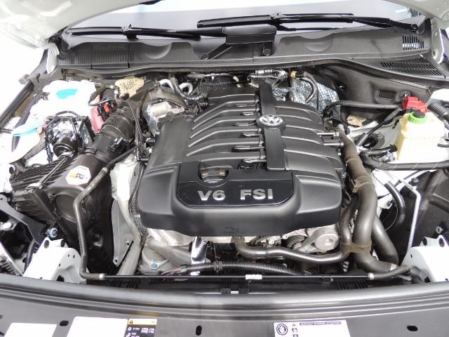 2013 Volkswagen Touareg VR6 Lux / AWD / Sport Utility / Excel Cond - Photo 33 - Portland, OR 97217