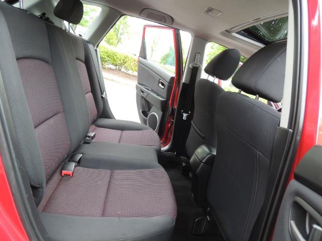 2005 Mazda Mazda3 SP23 Special Edition / Wagon/ 5-SPEED / Sunroof - Photo 16 - Portland, OR 97217