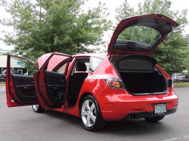 2005 Mazda Mazda3 SP23 Special Edition / Wagon/ 5-SPEED / Sunroof - Photo 27 - Portland, OR 97217