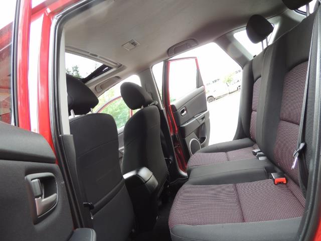 2005 Mazda Mazda3 SP23 Special Edition / Wagon/ 5-SPEED / Sunroof - Photo 15 - Portland, OR 97217