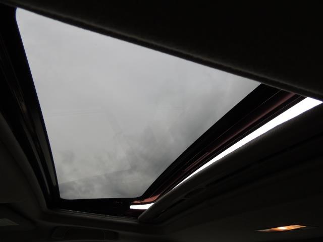 2005 Mazda Mazda3 SP23 Special Edition / Wagon/ 5-SPEED / Sunroof - Photo 22 - Portland, OR 97217