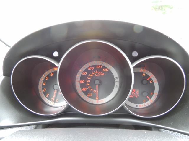 2005 Mazda Mazda3 SP23 Special Edition / Wagon/ 5-SPEED / Sunroof - Photo 38 - Portland, OR 97217