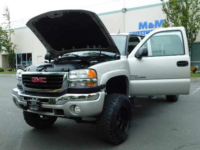 2005 GMC Sierra 3500 SLT 4dr Crew Cab / 4X4 / DIESEL / LIFTED / 1-OWNER - Photo 25 - Portland, OR 97217