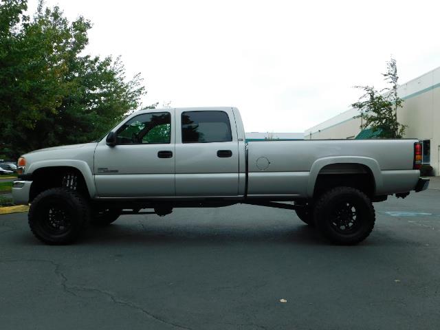 2005 GMC Sierra 3500 SLT 4dr Crew Cab / 4X4 / DIESEL / LIFTED / 1-OWNER - Photo 3 - Portland, OR 97217