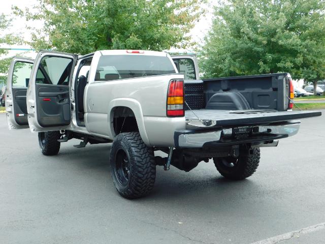 2005 GMC Sierra 3500 SLT 4dr Crew Cab / 4X4 / DIESEL / LIFTED / 1-OWNER - Photo 27 - Portland, OR 97217