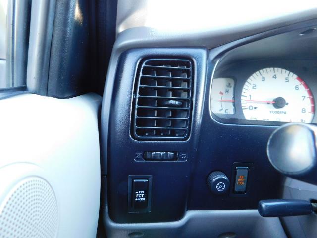 2001 Toyota Tacoma V6 4dr / 4X4 / REAR DIFF LOCKS / 3.4L / LIFTED - Photo 19 - Portland, OR 97217