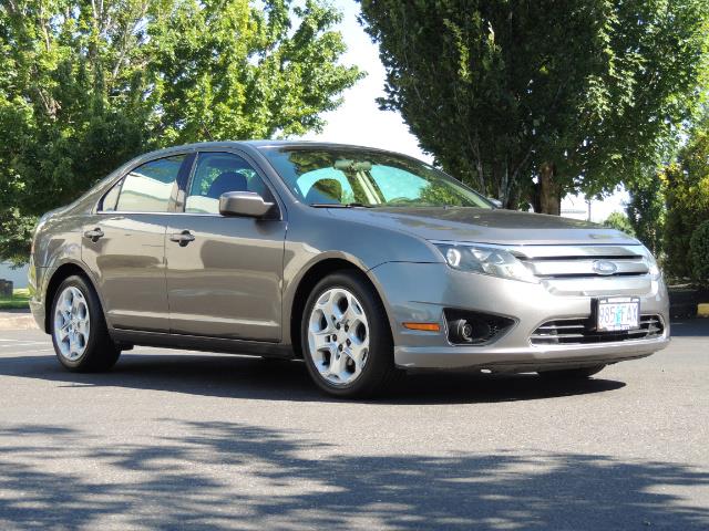 2010 Ford Fusion SE / Sedan / 2.5Liter 4Cyl / Excel Cond - Photo 2 - Portland, OR 97217