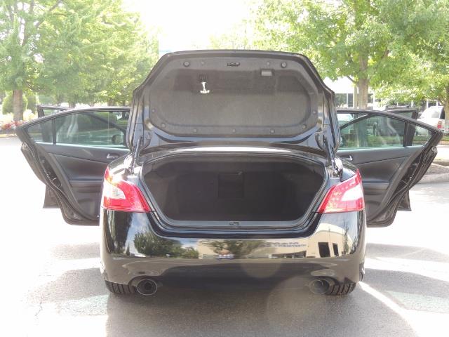 2010 Nissan Maxima 3.5 SV Heated+Cooled Leather / PANO ROOF / 1-OWNER - Photo 26 - Portland, OR 97217