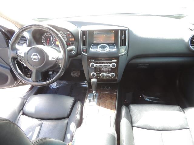 2010 Nissan Maxima 3.5 SV Heated+Cooled Leather / PANO ROOF / 1-OWNER - Photo 18 - Portland, OR 97217