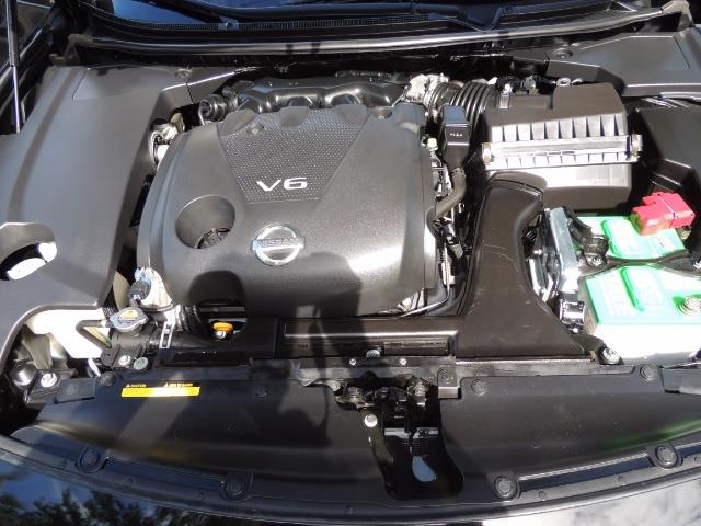2010 Nissan Maxima 3.5 SV Heated+Cooled Leather / PANO ROOF / 1-OWNER - Photo 30 - Portland, OR 97217