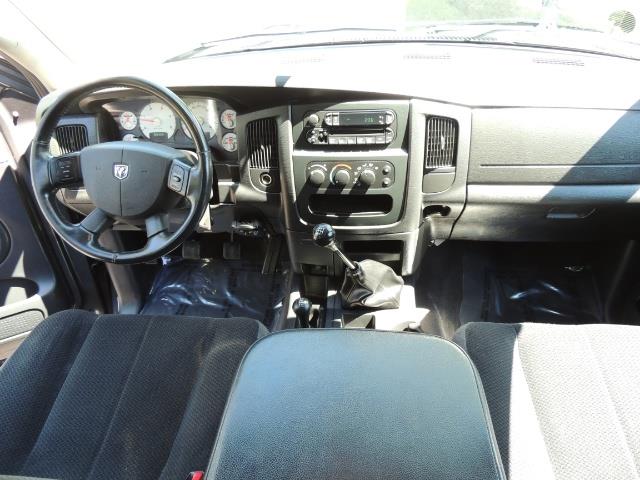 2004 Dodge Ram 2500 SLT 4dr / 4X4 /5.9L DIESEL / 6-SPEED / 1-OWNER - Photo 19 - Portland, OR 97217