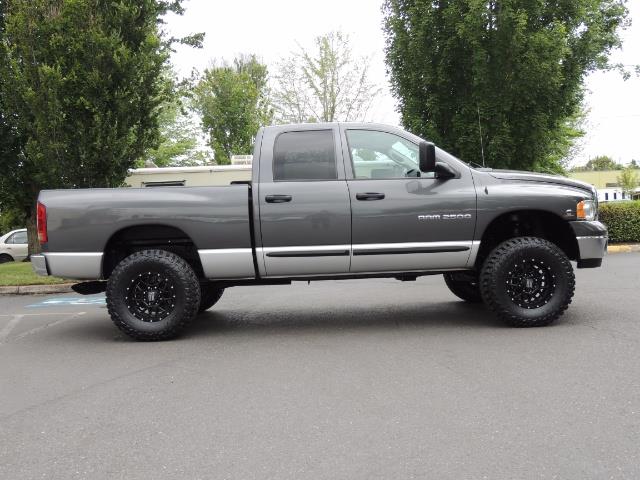 2004 Dodge Ram 2500 SLT 4dr / 4X4 /5.9L DIESEL / 6-SPEED / 1-OWNER - Photo 4 - Portland, OR 97217