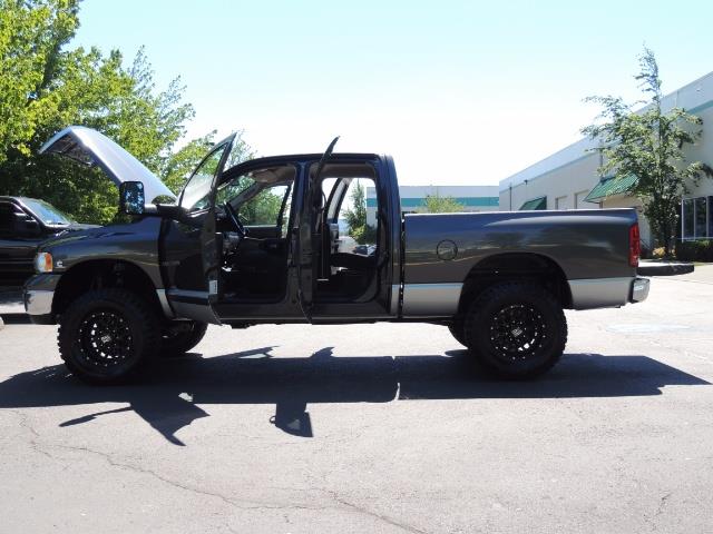 2004 Dodge Ram 2500 SLT 4dr / 4X4 /5.9L DIESEL / 6-SPEED / 1-OWNER - Photo 26 - Portland, OR 97217