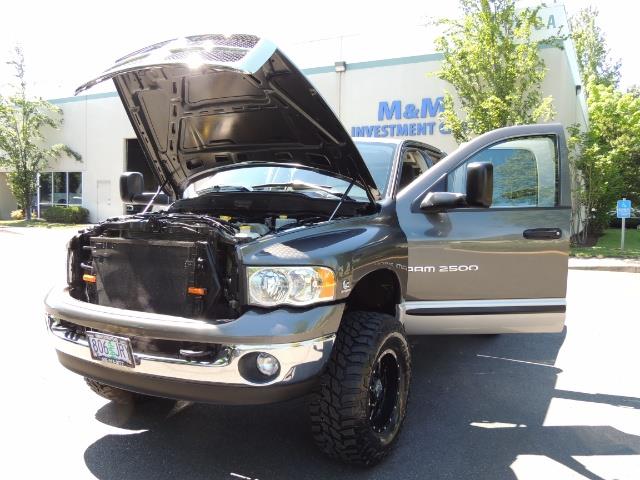2004 Dodge Ram 2500 SLT 4dr / 4X4 /5.9L DIESEL / 6-SPEED / 1-OWNER - Photo 25 - Portland, OR 97217