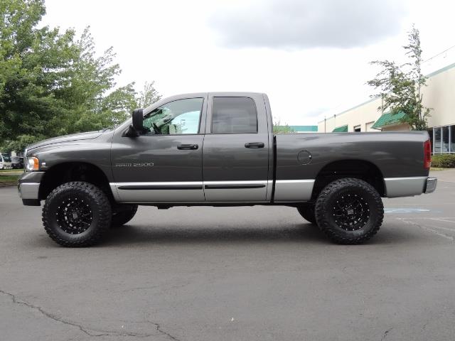 2004 Dodge Ram 2500 SLT 4dr / 4X4 /5.9L DIESEL / 6-SPEED / 1-OWNER - Photo 3 - Portland, OR 97217