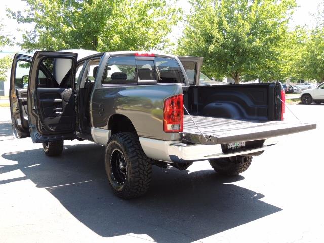 2004 Dodge Ram 2500 SLT 4dr / 4X4 /5.9L DIESEL / 6-SPEED / 1-OWNER - Photo 27 - Portland, OR 97217
