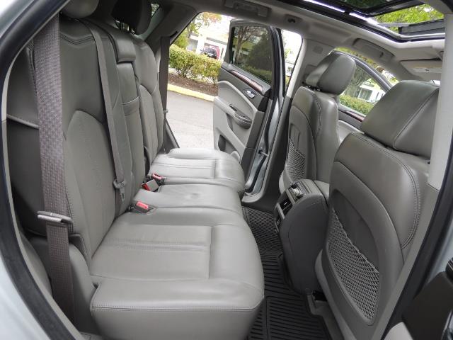 2012 Cadillac SRX Premium Collection / AWD / FULLY LOADED / Excel Co - Photo 14 - Portland, OR 97217