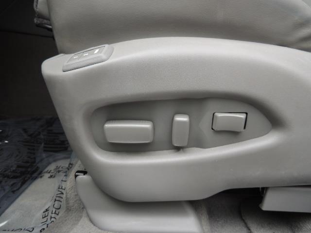 2012 Cadillac SRX Premium Collection / AWD / FULLY LOADED / Excel Co - Photo 36 - Portland, OR 97217