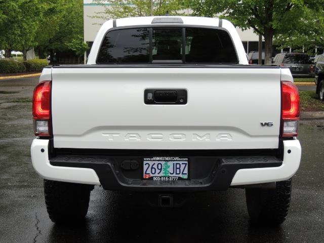 2016 Toyota Tacoma TRD Sport / 4X4 / Navi / Sunroof / LOADED / LIFTED - Photo 6 - Portland, OR 97217