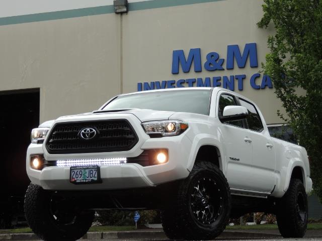 2016 Toyota Tacoma TRD Sport / 4X4 / Navi / Sunroof / LOADED / LIFTED - Photo 52 - Portland, OR 97217