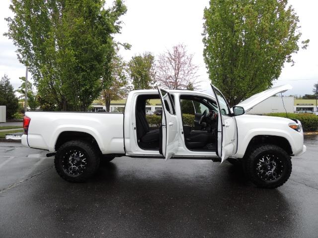 2016 Toyota Tacoma TRD Sport / 4X4 / Navi / Sunroof / LOADED / LIFTED - Photo 41 - Portland, OR 97217