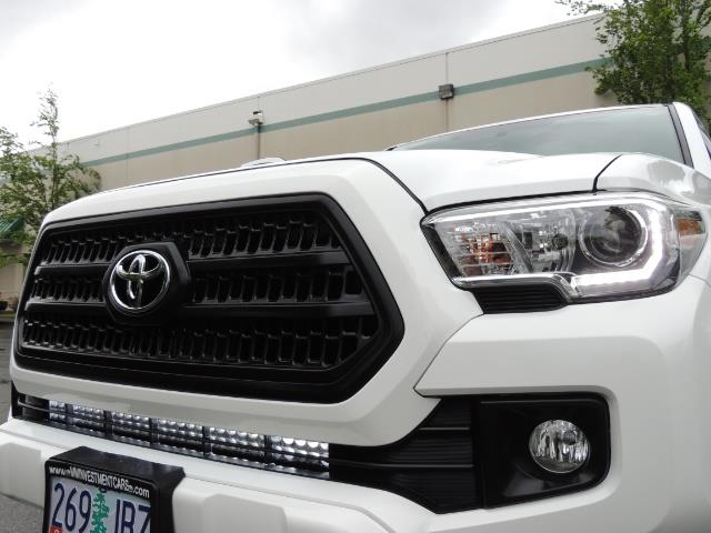 2016 Toyota Tacoma TRD Sport / 4X4 / Navi / Sunroof / LOADED / LIFTED - Photo 45 - Portland, OR 97217