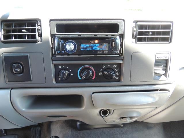 2001 Ford F-350 Super Duty Lariat / 4X4 / 7.3L DIESEL / LIFTED - Photo 20 - Portland, OR 97217