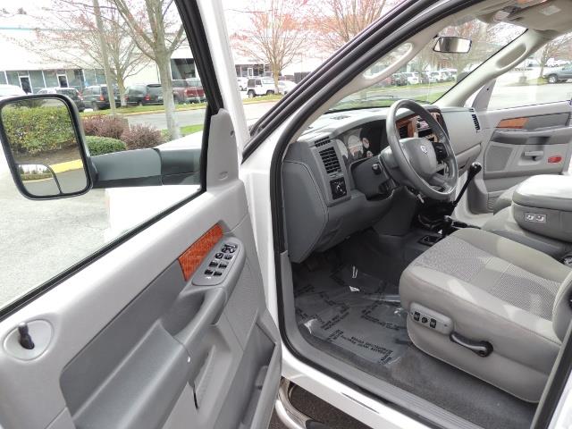 2006 Dodge Ram 2500 BIG HORN 4X4 5.9 L CUMMINS Diesel 6 SPEED 83K MLS - Photo 13 - Portland, OR 97217