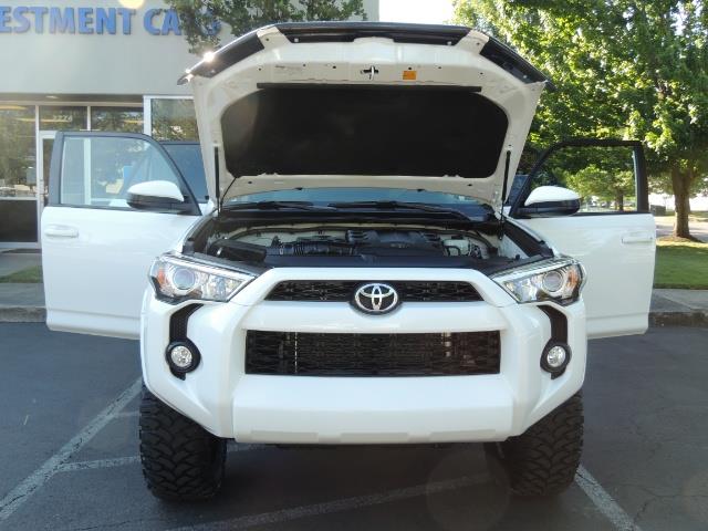 2016 Toyota 4Runner 4X4 / 3RD SEAT / REAR CAM / WARRANTY / LIFTED !! - Photo 30 - Portland, OR 97217
