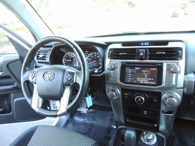 2016 Toyota 4Runner 4X4 / 3RD SEAT / REAR CAM / WARRANTY / LIFTED !! - Photo 38 - Portland, OR 97217