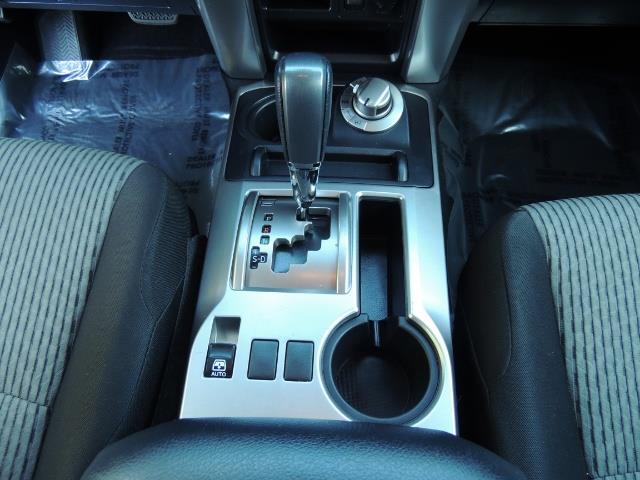2016 Toyota 4Runner 4X4 / 3RD SEAT / REAR CAM / WARRANTY / LIFTED !! - Photo 19 - Portland, OR 97217