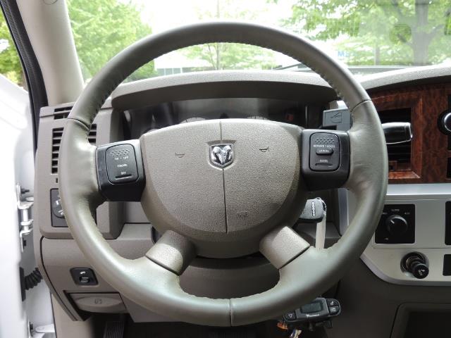 2006 Dodge Ram 3500 Laramie MegaCab / 4X4 /5.9L DIESEL/ EXHAUST BRAKE - Photo 20 - Portland, OR 97217