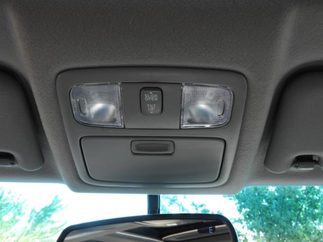 2005 Toyota 4Runner SPORT Edition / 4WD / DIFF LOCK / LIFTED !!! - Photo 36 - Portland, OR 97217