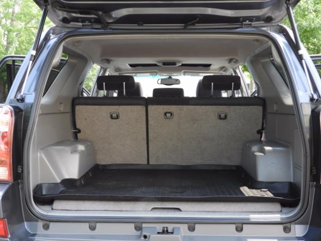 2005 Toyota 4Runner SPORT Edition / 4WD / DIFF LOCK / LIFTED !!! - Photo 27 - Portland, OR 97217