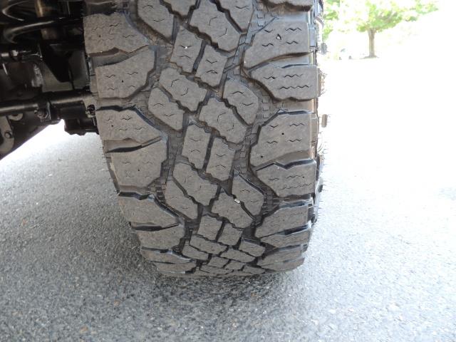 2001 Dodge Ram 2500 SLT 4dr / 4X4 / 5.9L DIESEL / 6-SPEED / LIFTED - Photo 21 - Portland, OR 97217