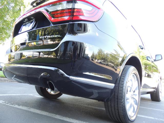 2017 Dodge Durango Citadel / AWD / Navigation / 3RD Seat / Excel Cond - Photo 12 - Portland, OR 97217