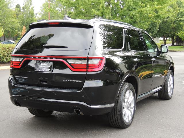 2017 Dodge Durango Citadel / AWD / Navigation / 3RD Seat / Excel Cond - Photo 8 - Portland, OR 97217