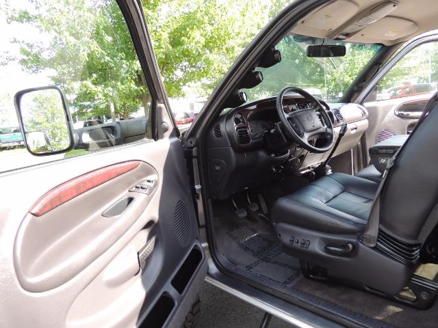 2002 Dodge Ram 2500 SLT Plus 4dr / 4X4 / Leather / 5.9L DIESEL / 6-SPD - Photo 13 - Portland, OR 97217