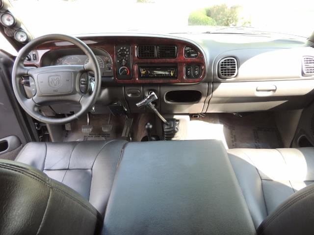 2002 Dodge Ram 2500 SLT Plus 4dr / 4X4 / Leather / 5.9L DIESEL / 6-SPD - Photo 19 - Portland, OR 97217