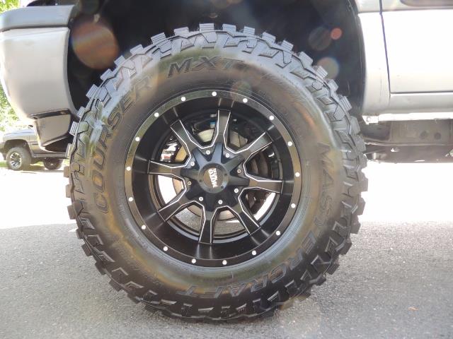 2002 Dodge Ram 2500 SLT Plus 4dr / 4X4 / Leather / 5.9L DIESEL / 6-SPD - Photo 23 - Portland, OR 97217
