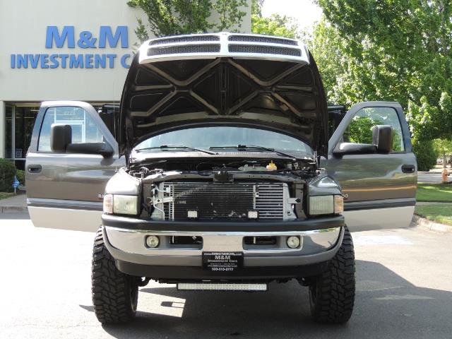 2002 Dodge Ram 2500 SLT Plus 4dr / 4X4 / Leather / 5.9L DIESEL / 6-SPD - Photo 31 - Portland, OR 97217