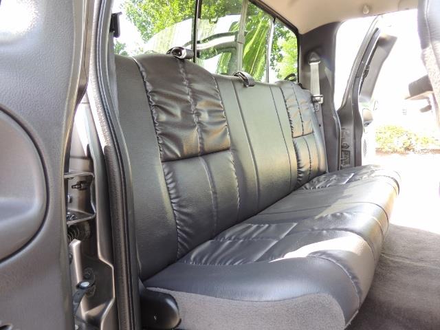 2002 Dodge Ram 2500 SLT Plus 4dr / 4X4 / Leather / 5.9L DIESEL / 6-SPD - Photo 16 - Portland, OR 97217