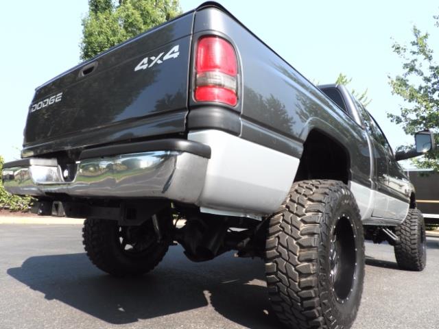 2002 Dodge Ram 2500 SLT Plus 4dr / 4X4 / Leather / 5.9L DIESEL / 6-SPD - Photo 11 - Portland, OR 97217