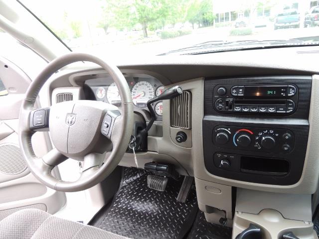 2004 Dodge Ram 2500 SLT 4dr / 4X4 / 5.9L CUMMINS DIESEL / 1-OWNER - Photo 19 - Portland, OR 97217