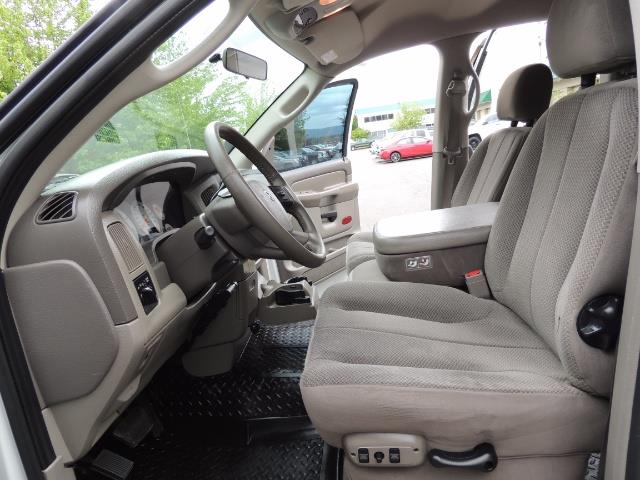 2004 Dodge Ram 2500 SLT 4dr / 4X4 / 5.9L CUMMINS DIESEL / 1-OWNER - Photo 14 - Portland, OR 97217