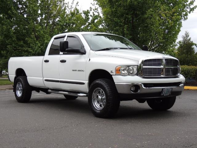 2004 Dodge Ram 2500 SLT 4dr / 4X4 / 5.9L CUMMINS DIESEL / 1-OWNER - Photo 2 - Portland, OR 97217