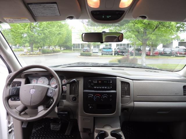 2004 Dodge Ram 2500 SLT 4dr / 4X4 / 5.9L CUMMINS DIESEL / 1-OWNER - Photo 35 - Portland, OR 97217